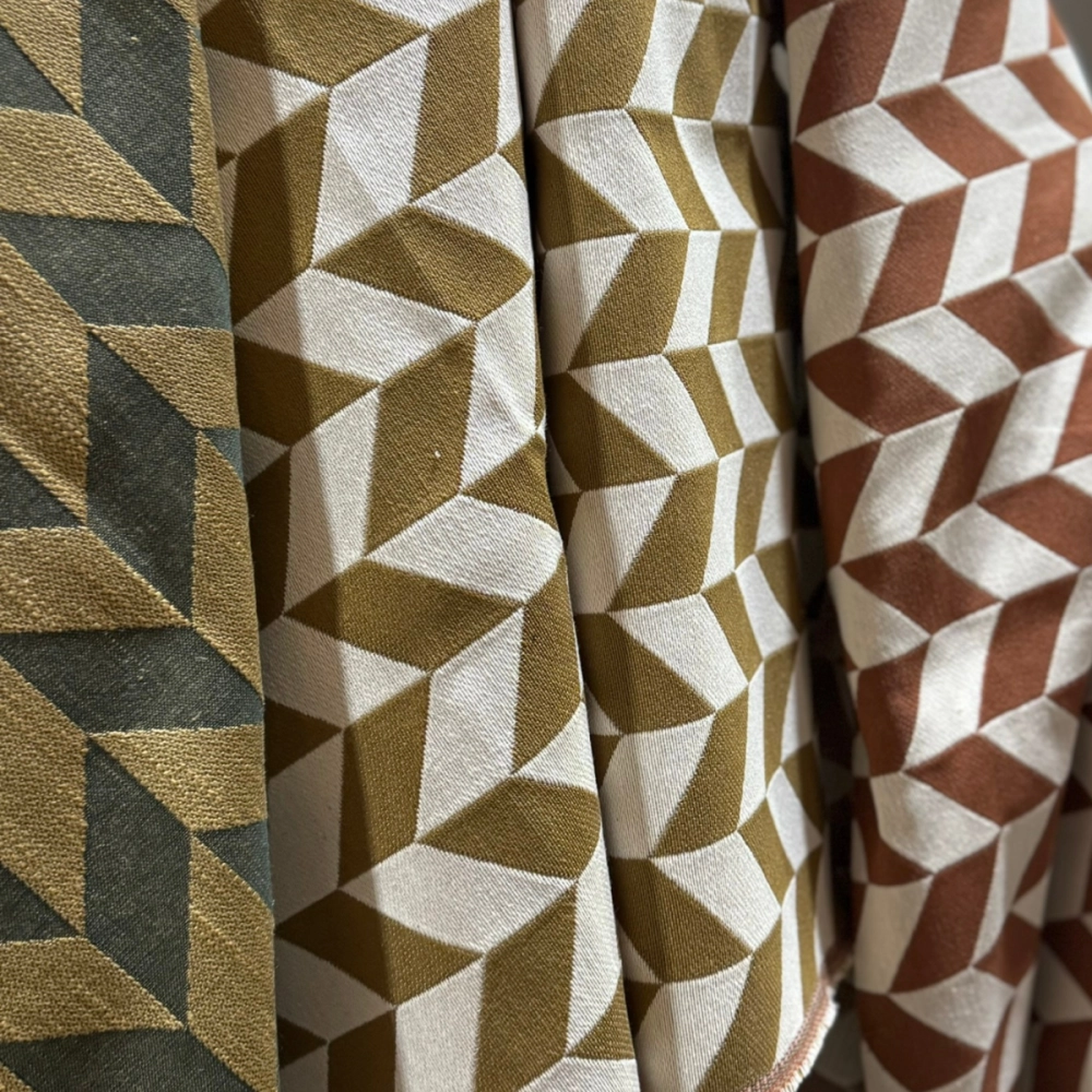 Tecido Chevron Camel Cosmopolitan Tecido Chevron Camel Cosmopolitan