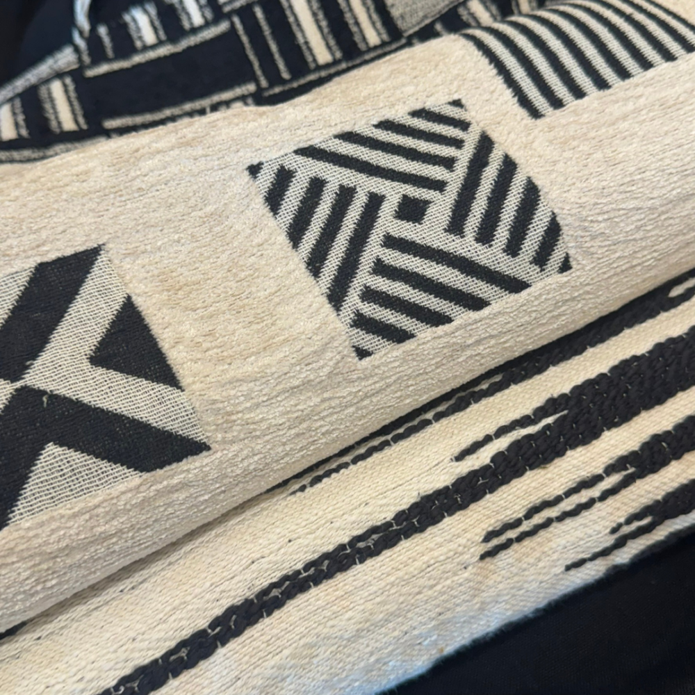 Tecido Jacquard Matriz Caviar