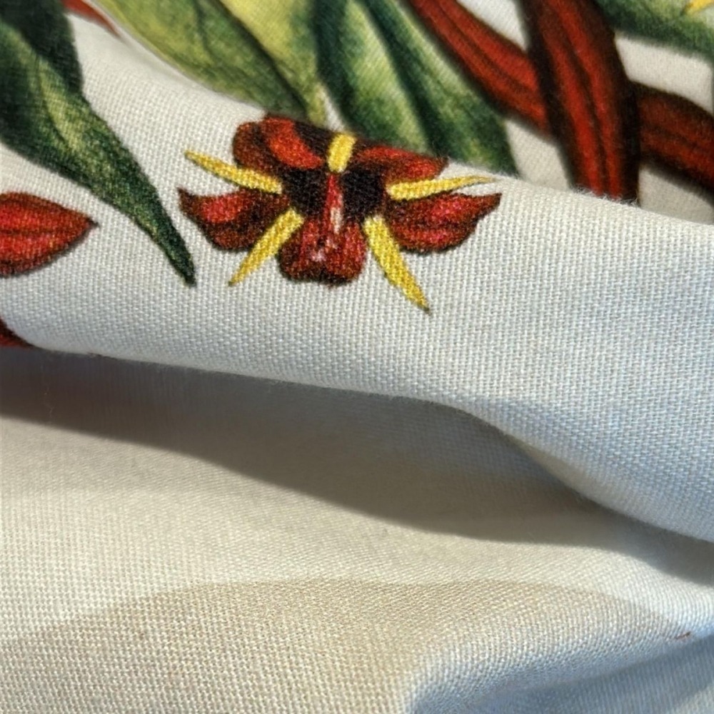 Tecido Quadro de Flores Magenta