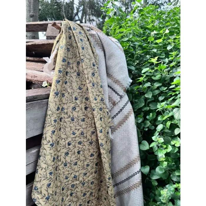 Tecido Floral Violeta Tecido Floral Violeta